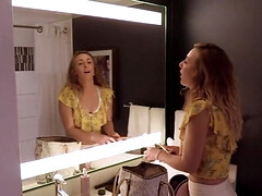 Blond, Pijpbeurt, Dichtbij, Lul, Eerste keer, Tiener, Tieten likken, Vibrator