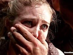 Anaal, Blond, Gebondenheid, Voeten, Dominante vrouw, Groepseks, Vernedering, Natuurlijke tieten