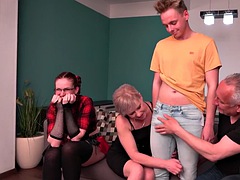 Sweet family teaches new boyfriend how to BI