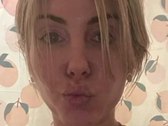 Amateur, Nana, Gros seins, Blonde, Massage, Solo, Nénés