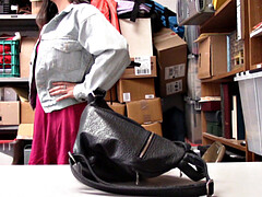 Coulisses, Sucer une bite, En levrette, Robe, Poilue, Culottes ou slips, Chatte, Tatouage