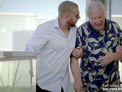 Beauté, Blonde, Plantureuse, Femme couguar, Mère que j'aimerais baiser, Maman, Chatte, Criant