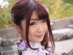 Kimono-clad Japanese cutie gets seduced